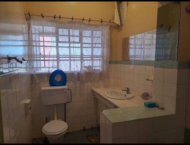 3 BEDROOM HOUSE FOR SALE IN KENSINGTON